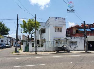Casa · 410m² · 8 Quartos · 10 Vagas · Casa Padrão para Venda e Aluguel em Benfica Fortaleza-CE