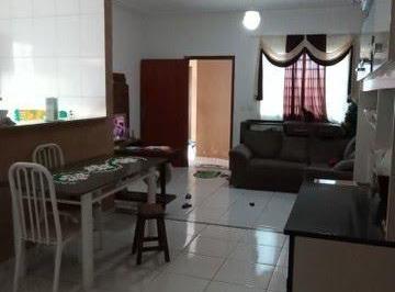 Casa · 200m² · 2 Quartos · 3 Vagas · Casa padrão em Cesar Capato - Jardinópolis