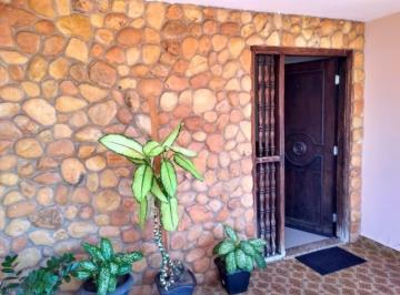 Foto 01 · Casa, São Francisco, Catanduva, SP