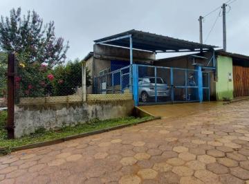 Casa de 2 quartos, Senador Amaral · Lote em Senador Amaral – MG