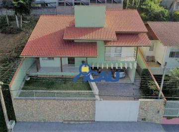 Casa acima do nível da rua · Casa com 3 dormitórios à venda, 211 m² por R$ 1.250.000,00 - Velha - Blumenau/SC