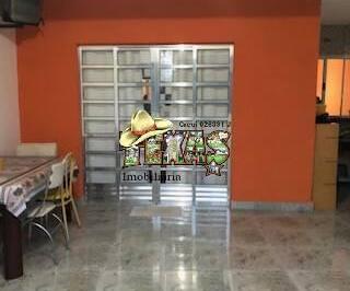 Casa · 200m² · 3 Quartos · 4 Vagas · VENDO SOBRADO ITAQUERA A VISTA