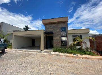 Casa de 3 quartos, Águas Claras · LINDA CASA NA DIVISA COM A QD 04 – PARK WAY 