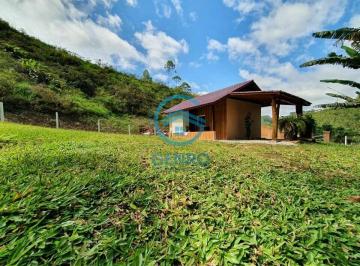 Rural · 3200m² · 1 Quarto · 1 Vaga · Chácara em Meio a Natureza com Riacho e Terreno de 3.200m² à venda em Tijucas/SC