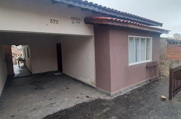 8d56c4454815945445014fcf74ce79c656584440 · Casa com 2 dormitórios à venda, 142 m² por R$ 630.000,00 - Jardim do Contorno - Poços de Caldas/MG