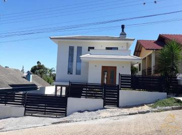 Casa · 158m² · 3 Quartos · 2 Vagas · Casa com três dormitórios à venda no Bairro Pousada da Neve em Nova Petrópolis RS!