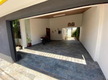 Foto 01 · Casa, Centro, Ituiutaba, MG