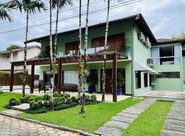 Casa · 350m² · 6 Quartos · 3 Vagas · Linda casa de revista a venda! Oportunidade!