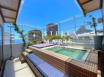 Foto 01 · Leblon, Cobertura Duplex com vista mar e Morro Dois irmãos, recém reformada, 3 suítes. Entrar e Mora