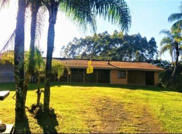 Rural · 180m² · 3 Quartos · 2 Vagas · Lindo Sítio localizado no distrito de Santa Maria, município de Benedito Novo, SC.