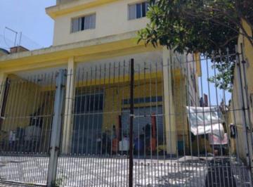 Casa · 444m² · 2 Quartos · ASSOBRADADA COM 4 MORADIAS SALÃO COMERCIAL, SALÃO EVENTOS 8 VAGAS