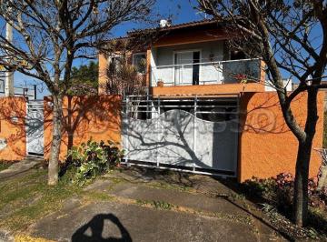 Casa de 4 quartos, Ibiúna · Bela casa no centro da cidade!