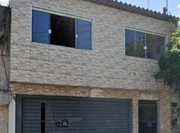 foto1 · Casa com 3 Quartos e 3 banheiros à Venda, 550 m² por R$ 750.000