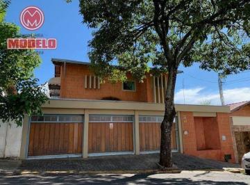 da5bb5a23cbde543cab12d5a55a3c991d7dff1ee · Casa com 5 dormitórios à venda, 295 m² por R$ 1.200.000,00 - Vila Rezende - Piracicaba/SP