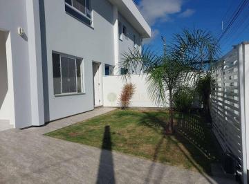 077b74c60b9a0808fd2fde8e0df55dbd73773c10 · À venda | 148 m², 3 quartos e 2 vagas de garagem - Carianos, próximo ao Estádio do Avaí, em Florianó