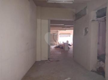 Área de Serviço · Salão Comercial à venda em Santana - SP