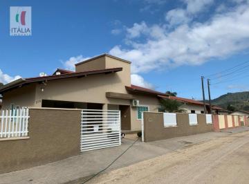 Casa · 180m² · 3 Quartos · 2 Vagas · Casa Alto Padrão para Venda em Cedro Alto Brusque-SC