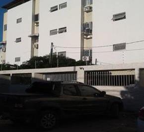 Apartamento de 4 quartos, Recife · Otima Localização 3+1Qts Gar Coberta Portão Eletron R$1.400 Tudo