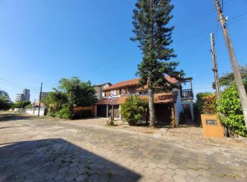 6abcab8f19a6b044182e94715967c0242e407e0f · Sobrado com 3 dormitórios à venda, 292 m² por R$ 1.300.000,00 - Centro - Penha/SC