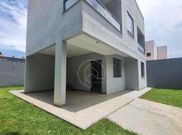 Foto 01 · Bairro Marilândia / Casa com 3 quartos Quintal e garagem
