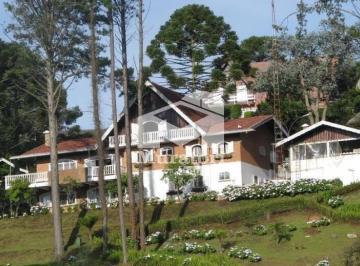 Casa · 860m² · 8 Quartos · 2 Vagas · Casa no Alto do Capivari - Campos do Jordão