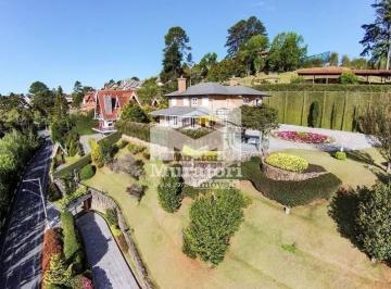 Casa · 670m² · 4 Quartos · 4 Vagas · Lindíssima propriedade no Alto do Capivari!!