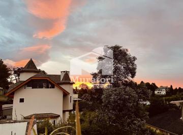 Casa · 580m² · 7 Quartos · 2 Vagas · Casa no Alto da Boa Vista - Campos do Jordão