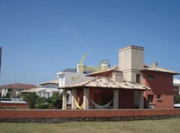 Casa · 290m² · 5 Quartos · Ótimo sobrado mobiliado,  em Atlântida, região Caburé