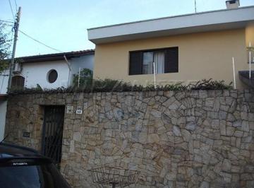 1c2cdbdf0bdc30cc5eb601b60d3c0fa5.jpg · Sobrado de 240m² com 3 quartos