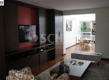 Casa · 491m² · 4 Quartos · 6 Vagas · Excelente Casa com 03 Suites e piscina em ótima região da Zona Sul.