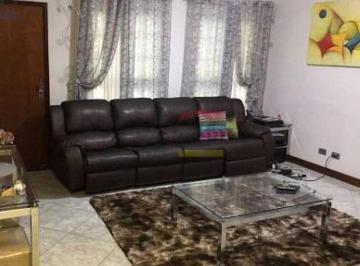 Casa · 124m² · 3 Quartos · 2 Vagas · Excelente Casa 3 dorms 1 suíte em condomínio fechado- Vila Medeiros