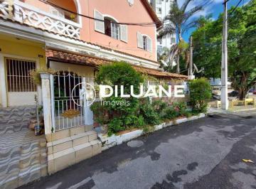 Casa · 60m² · 3 Quartos · 3 Vagas · Linda casa com 3 quartos e 3 vagas de garagem