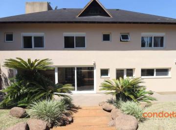 cfb1869f18571a453fa603312ab10b76723886bc · Casa com 5 dormitórios para alugar, 450 m² por R$ 21.800,00/mês - Cavalhada - Porto Alegre/RS