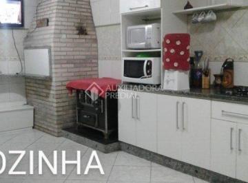 364281_ip6J8UF7wX6B_3642816204383d18dc7.jpg · Sobrado localizado em bairro tranquilo do município
