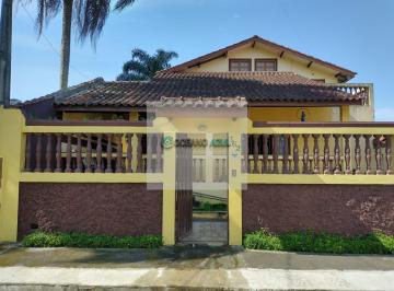 Casa · 210m² · 4 Quartos · 2 Vagas · Casa á venda no bairro Sumaré - Caraguatatuba, SP