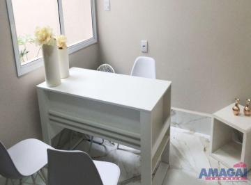 782e31a4-388f-49e1-8d12-d2b3e9b68d9c · Imóvel comercial no Centro