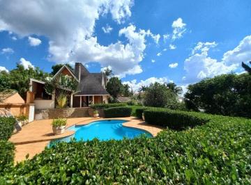 Casa de 4 quartos, Cotia · Condomínio São Paulo II em Granja Viana SP