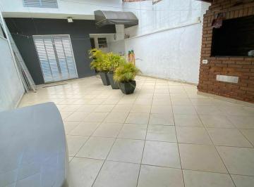 Casa · 220m² · 3 Quartos · 2 Vagas · Excelente Sobrado de 220m2 no Mogilar - Mogi das Cruzes