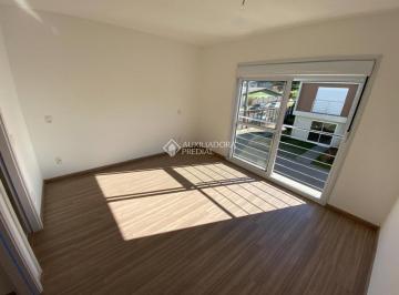 Casa · 138m² · 2 Quartos · 1 Vaga · Casa em condomínio com ótimo pátio, 2 quartos com suite