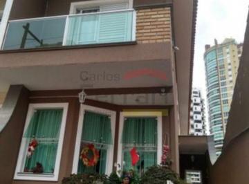 Casa · 274m² · 3 Quartos · 5 Vagas · VENDE SOBRADO DE 300 M² COM 3 SUÍTES, PISCINA E ESPAÇO INDEPENDENTE