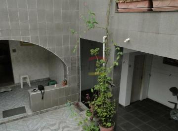 Casa · 189m² · 5 Quartos · 2 Vagas · Terreno 12.40 x 18.50 a venda na Parada Inglesa. próximo ao metrô.