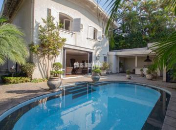 Casa · 545m² · 4 Quartos · 8 Vagas · Jardim Guedala 545,0m²AC - 680,0m²Área de Terreno 4 Suítes, 6 Vagas, Piscina, Churrasqueira Quintal