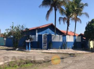 Casa · 229m² · 4 Quartos · 4 Vagas · Casa ampla, arejada, localizada em rua residencial próxima a praia, no Jardim Grandesp