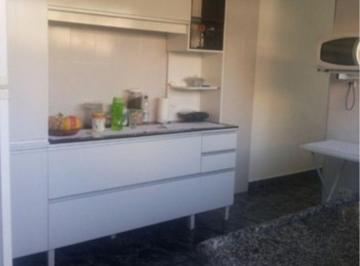 Casa · 260m² · 2 Quartos · 3 Vagas · Sobrado em Rua Alvorada - Jardim do Estádio - Santo André/SP