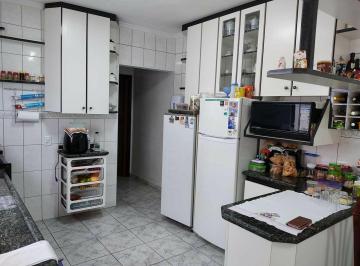 Casa · 197m² · 3 Quartos · 2 Vagas · Sobrado em  Rua Maria da Natividade Lages - Dos Casa - São Bernardo do Campo/SP