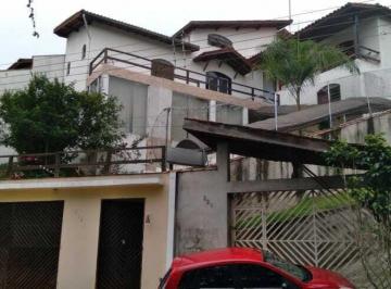 Casa · 349m² · 3 Quartos · 2 Vagas · Casa de condomínio em Rua dos Ipês - Jardim dos Lagos - Franco da Rocha/SP