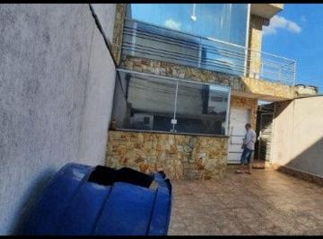 Casa · 132m² · 3 Quartos · 2 Vagas · Sobrado em Rua Isaque Valadão de Freitas - Vila Santa Clara - São Paulo/SP