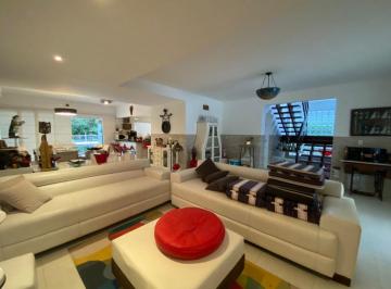 Casa · 380m² · 5 Quartos · 6 Vagas · Casa em  Alameda do Maracatu - Riviera - Bertioga/SP