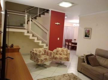 Casa · 220m² · 3 Quartos · 2 Vagas · Casa em Rua Alexandre Fleming - Jardim Maria Augusta - Taubaté/SP