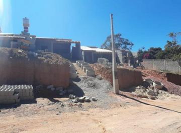 Casa · 140m² · 2 Quartos · 2 Vagas · Casa em Avenida Esequias Odorico Bueno - Corumbá (Terra Preta) - Mairiporã/SP